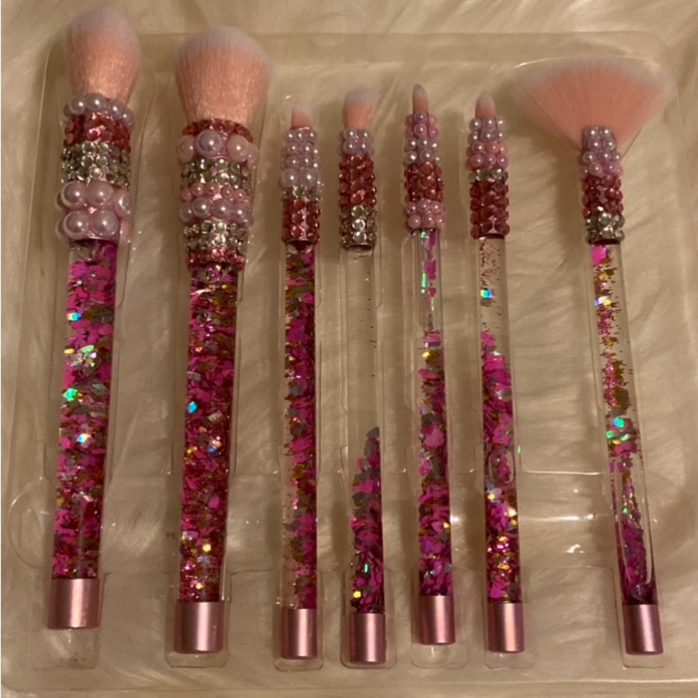 7 pcs customize makeup brush set.